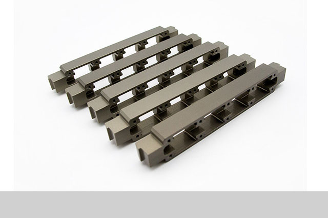 鋁產(chǎn)品加工中怎么去除油漬，讓鋁制品加工廠告訴您